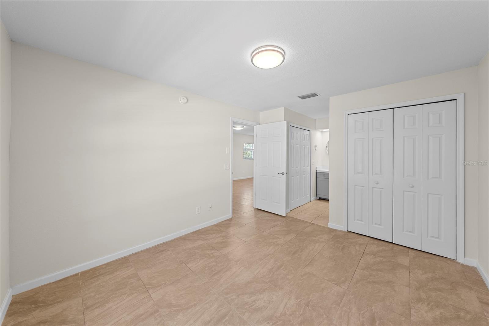 Image 19 of 28 For 3880 34th Avenue S 201