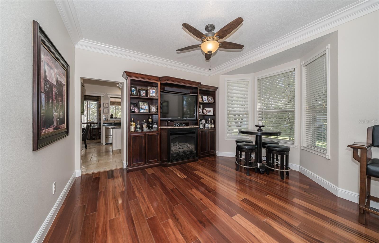 Image 18 of 94 For 10408 Riverburn Drive