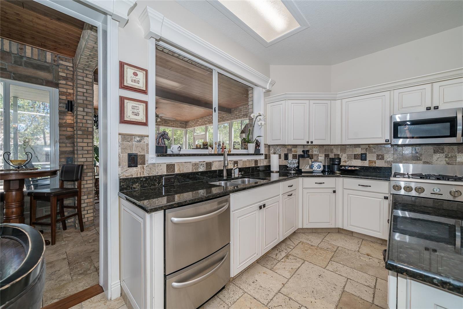 Image 34 of 94 For 10408 Riverburn Drive