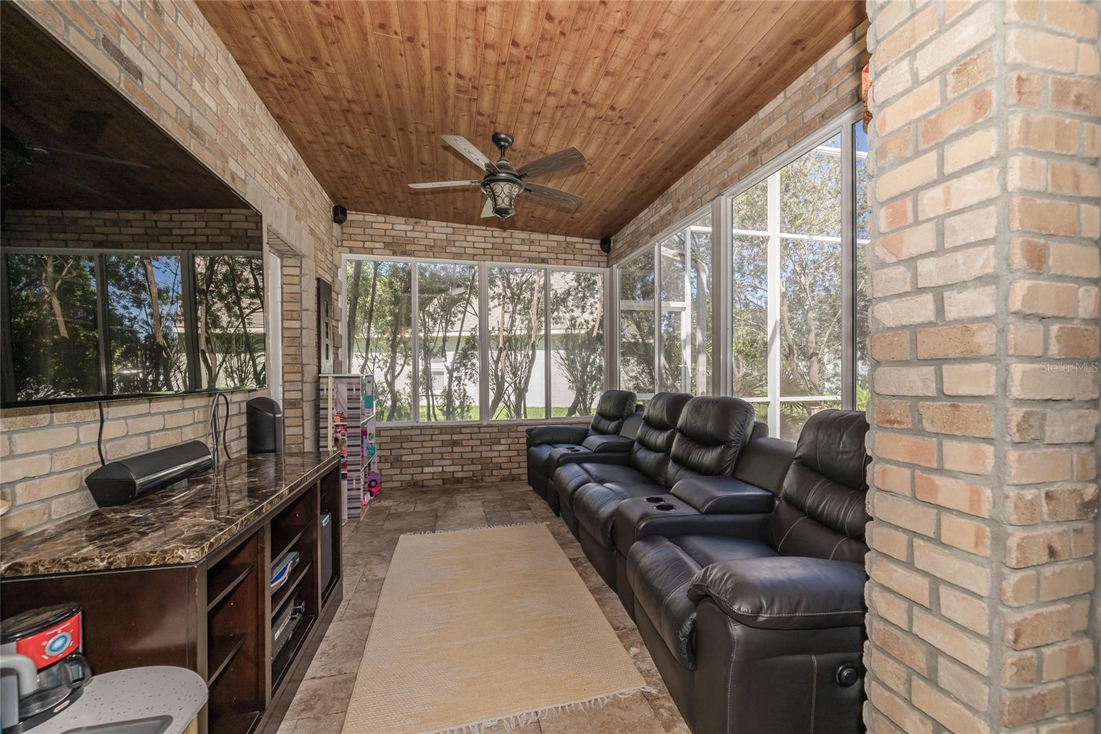 Image 40 of 94 For 10408 Riverburn Drive