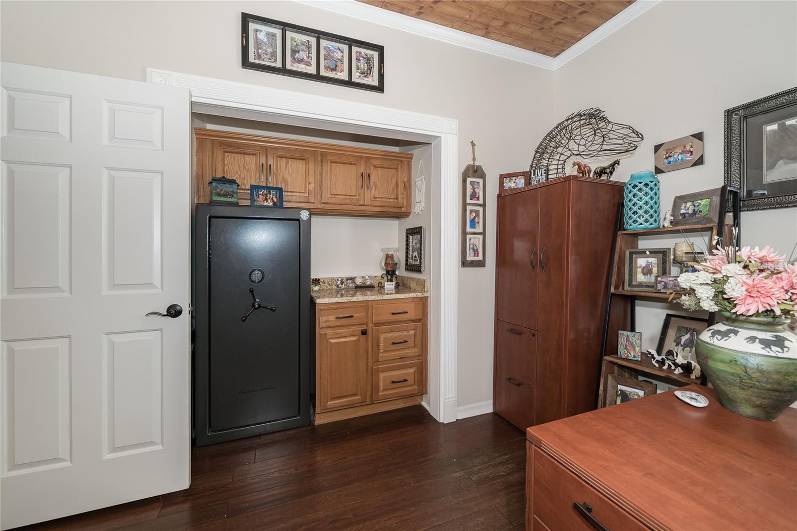 Image 45 of 94 For 10408 Riverburn Drive