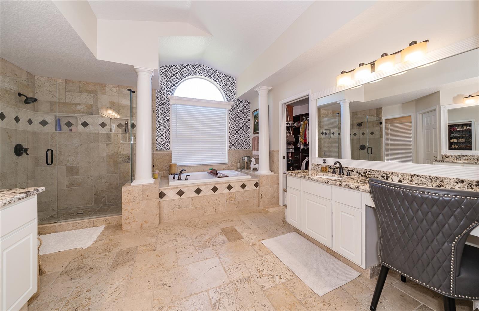 Image 62 of 94 For 10408 Riverburn Drive