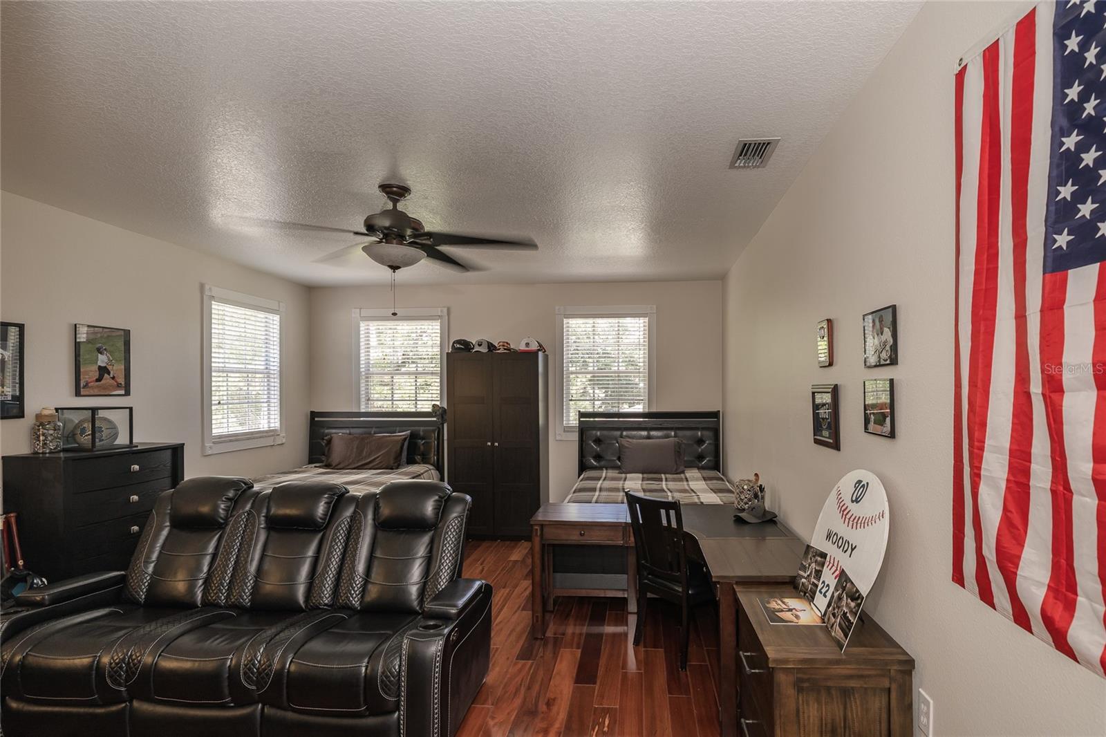 Image 80 of 94 For 10408 Riverburn Drive