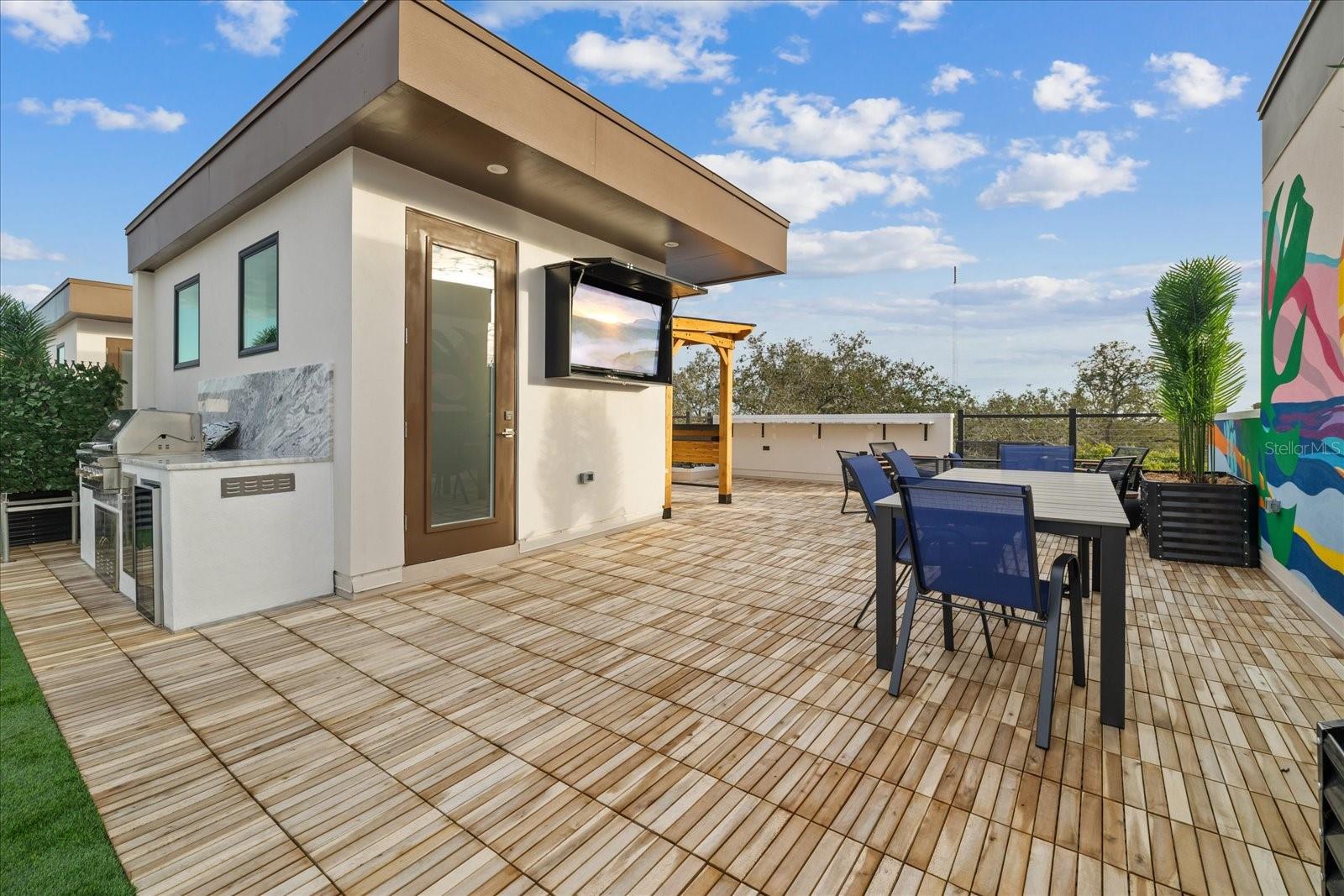 Image 2 of 54 For 623 Petit Way