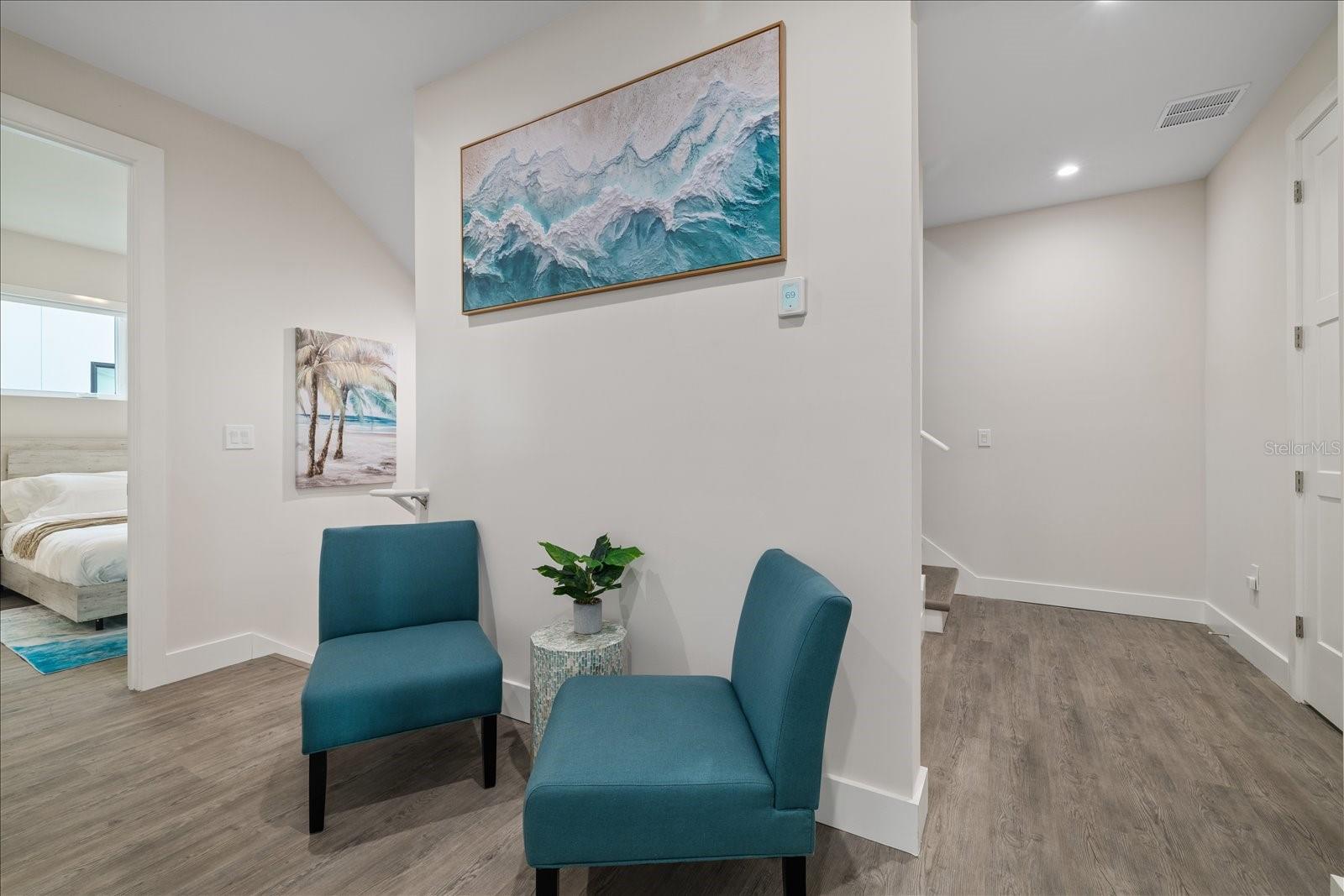 Image 32 of 54 For 623 Petit Way