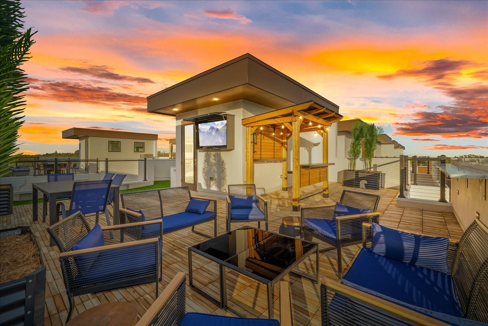 Image 49 of 54 For 623 Petit Way