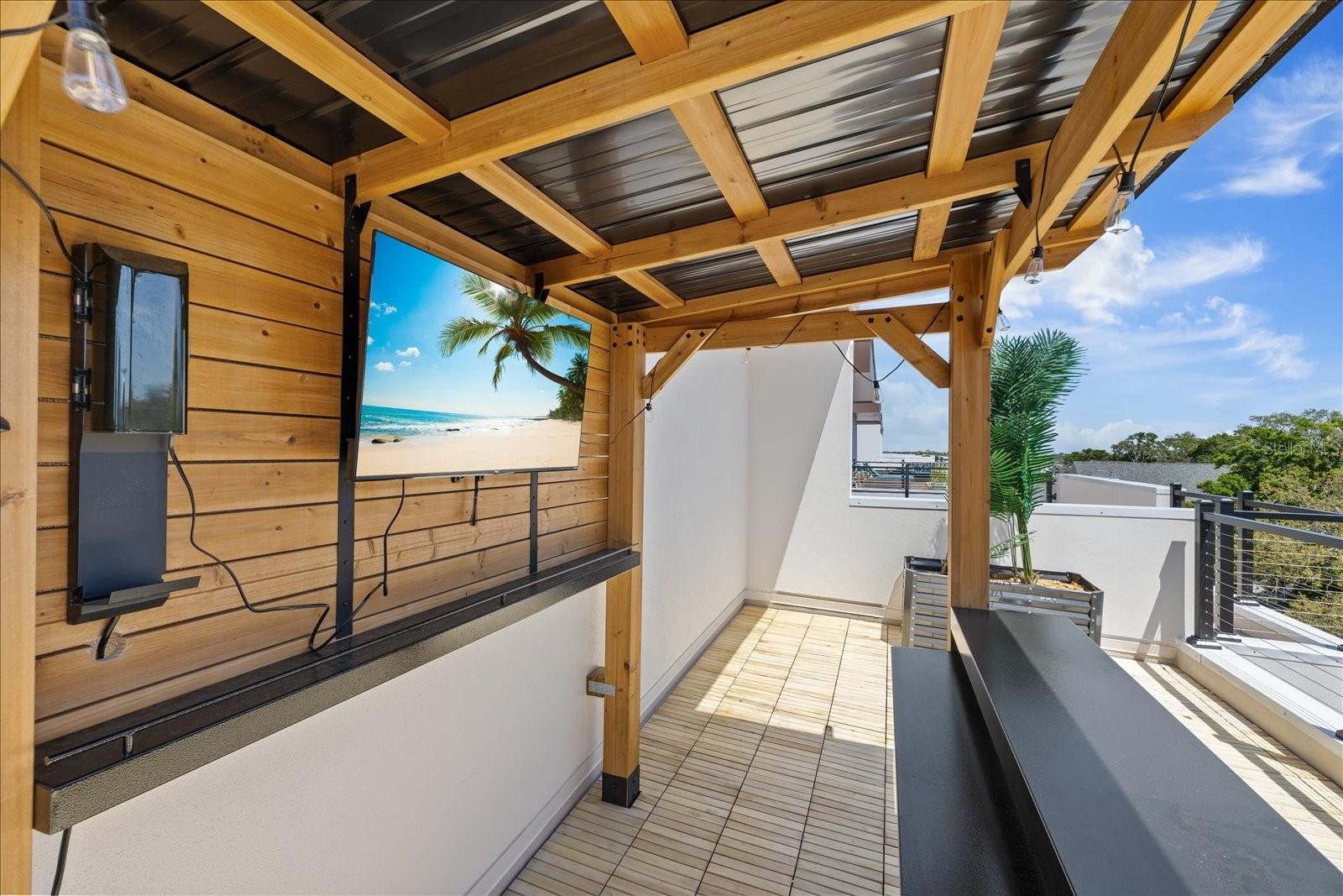 Image 52 of 54 For 623 Petit Way