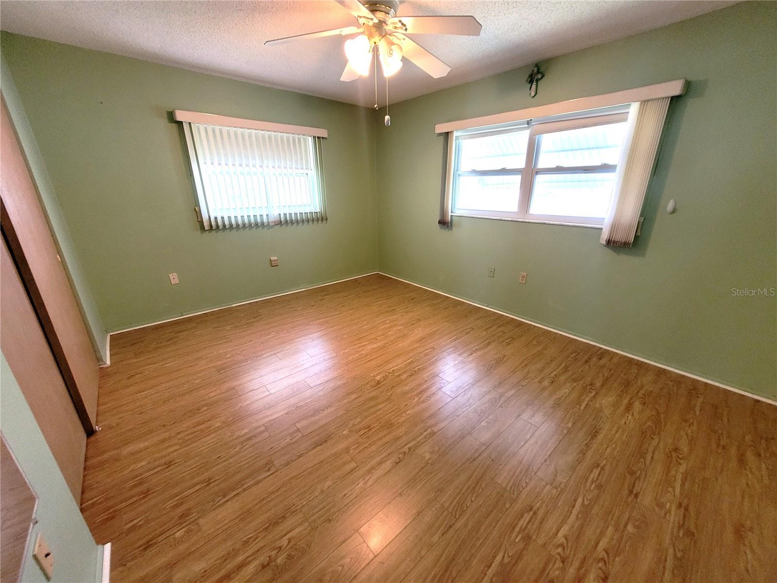 Image 6 of 14 For 4999 Springwood Court