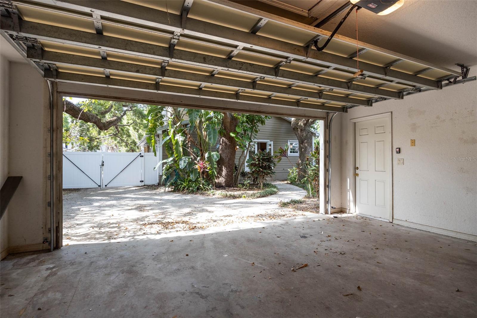 Image 20 of 46 For 3311 Hawthorne Road