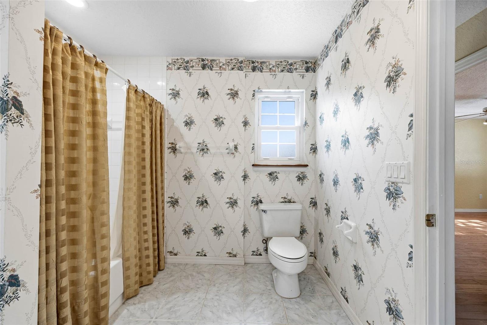 Image 24 of 46 For 3311 Hawthorne Road