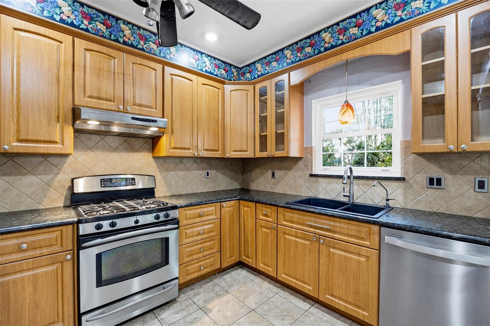 Image 34 of 46 For 3311 Hawthorne Road