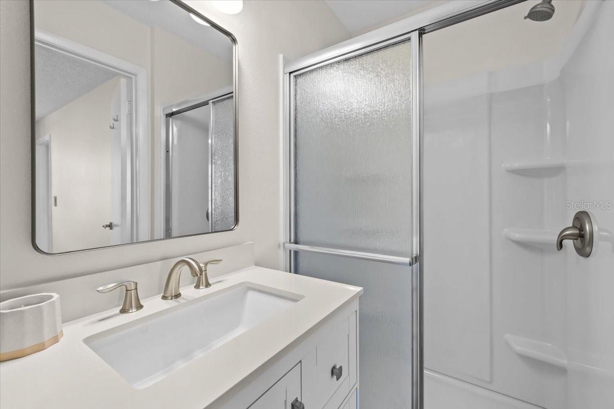 Image 22 of 29 For 1390 Oak Hill Drive 202