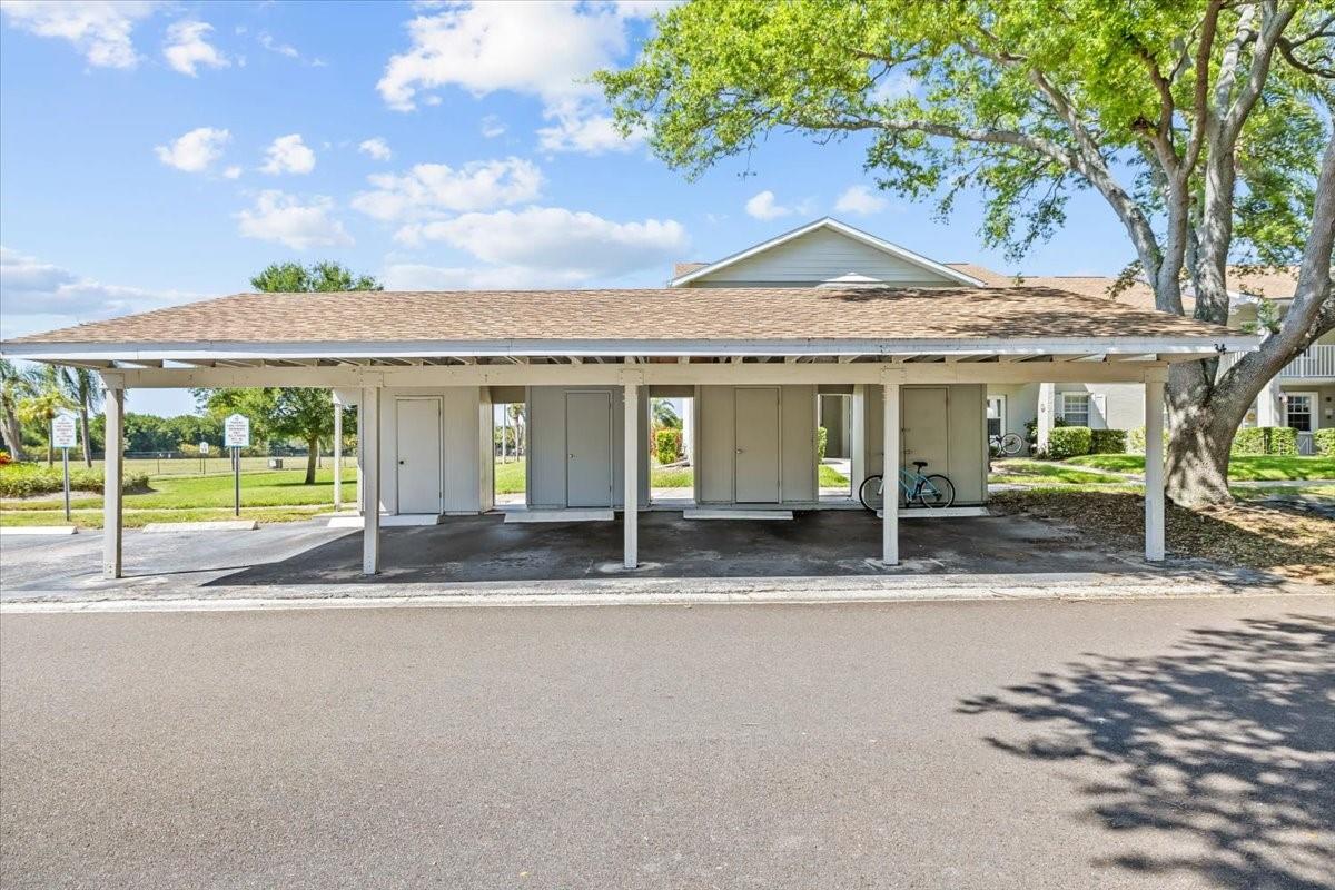 Image 25 of 29 For 1390 Oak Hill Drive 202