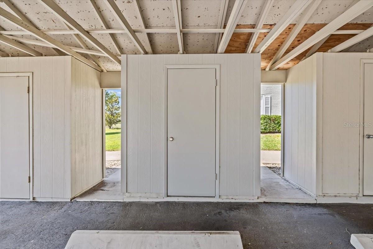 Image 27 of 29 For 1390 Oak Hill Drive 202