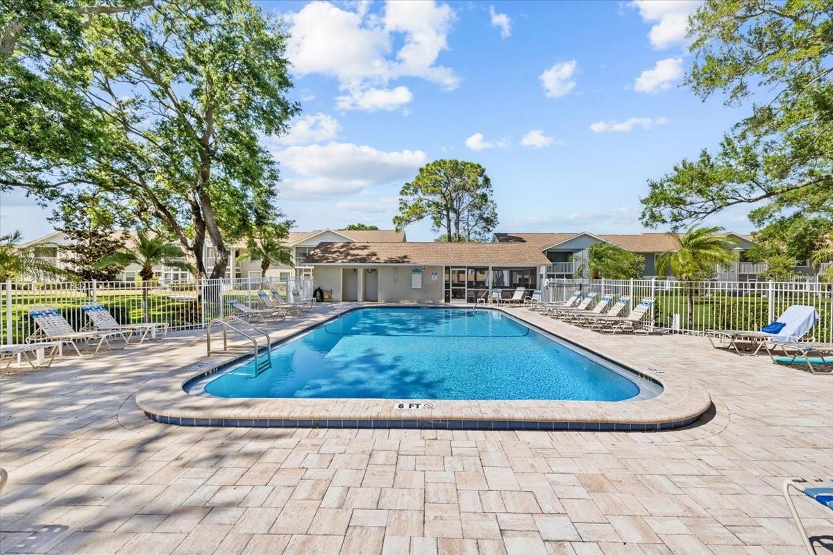 Image 28 of 29 For 1390 Oak Hill Drive 202