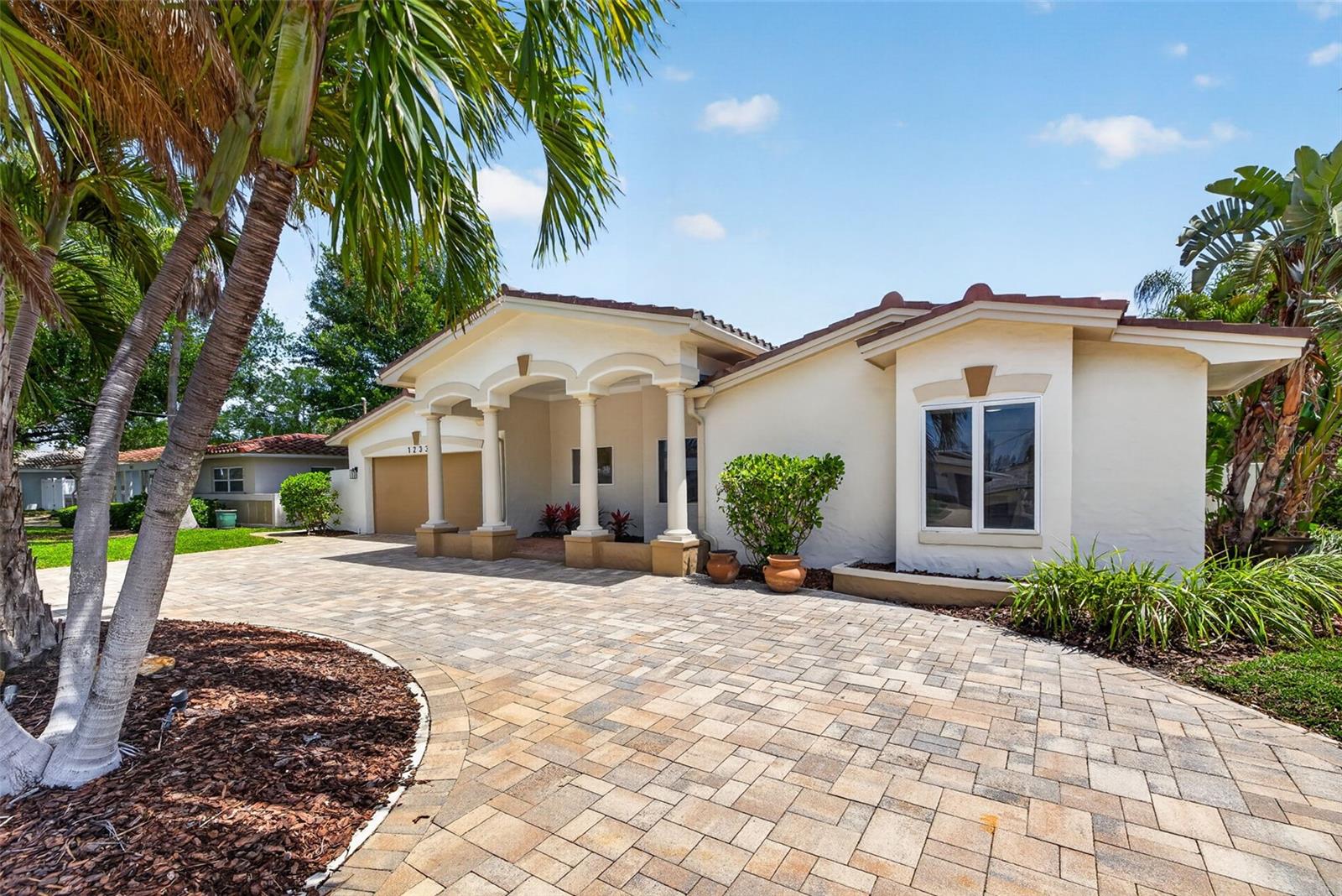 Listing photo id 53 for 1233 Eden Isle Drive Ne