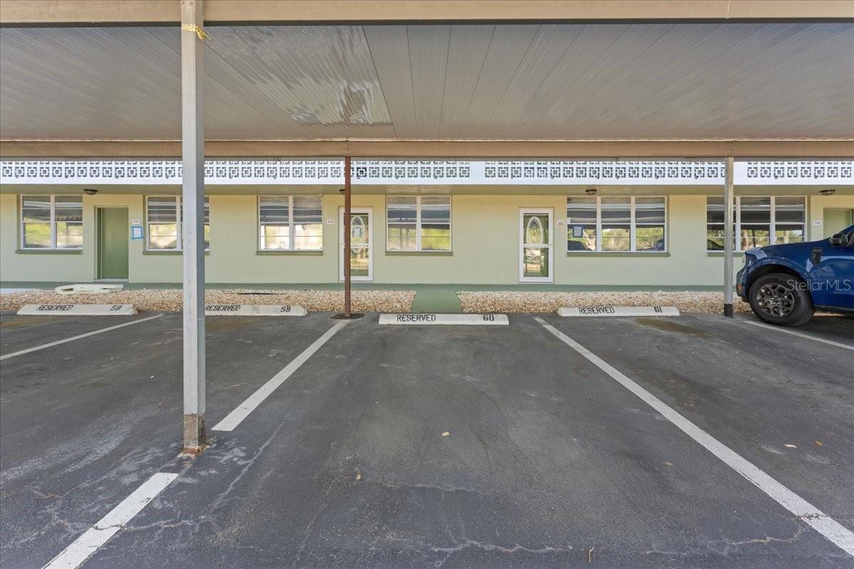 Listing photo id 2 for 4885 1st Street Ne 212