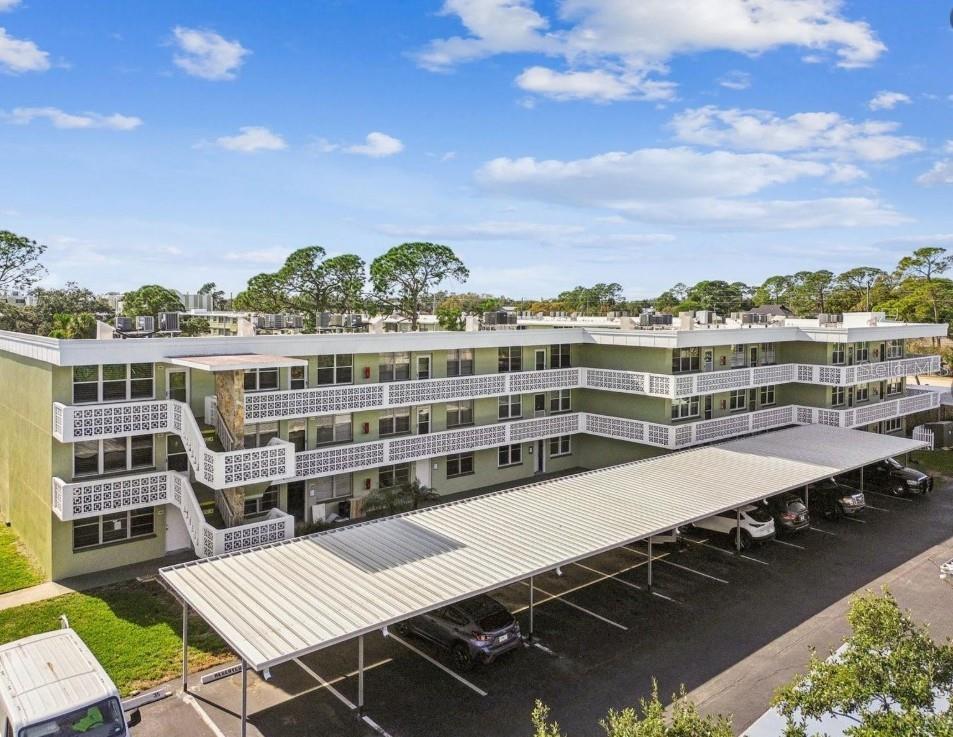 Listing photo id 47 for 4885 1st Street Ne 212