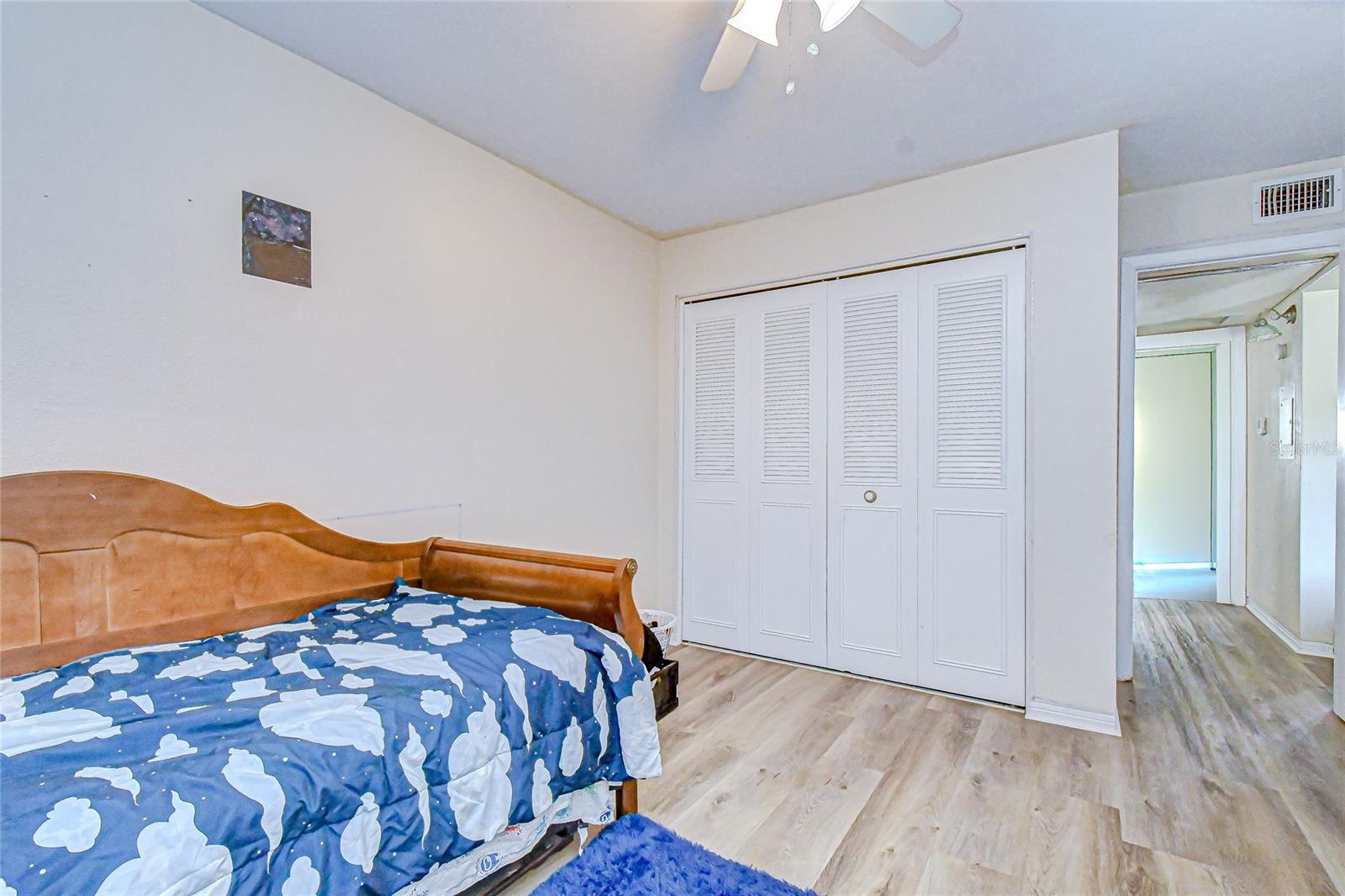 Image 13 of 17 For 5155 9th Avenue N 205