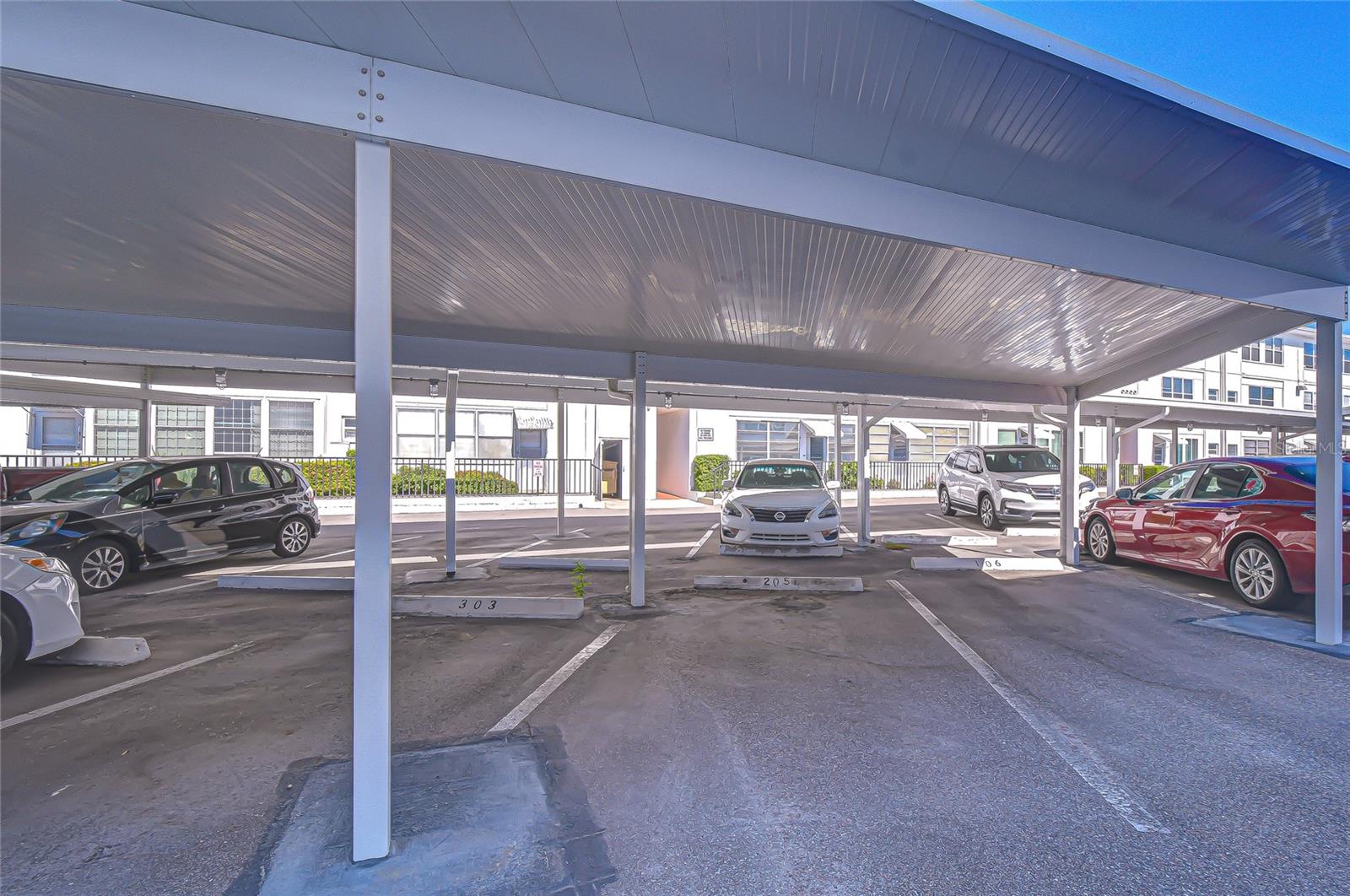 Image 14 of 17 For 5155 9th Avenue N 205