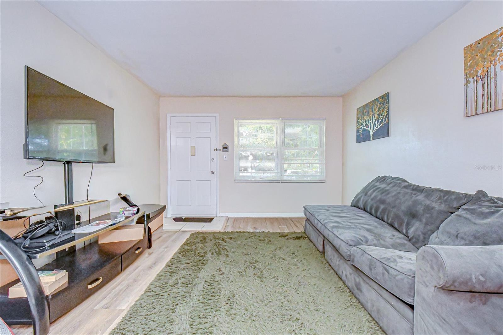 Image 4 of 17 For 5155 9th Avenue N 205