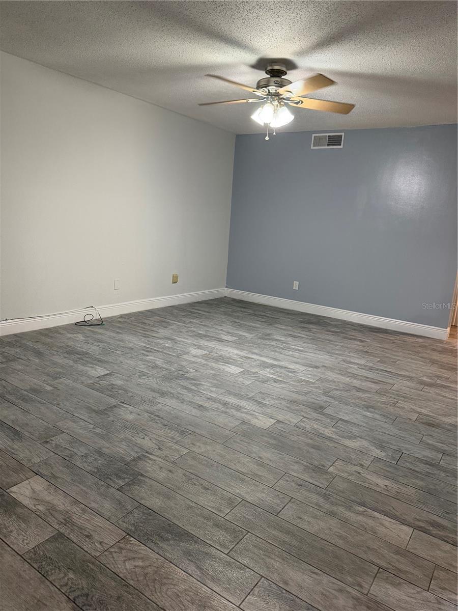 Image 15 of 25 For 7409 Abonado Road 7409