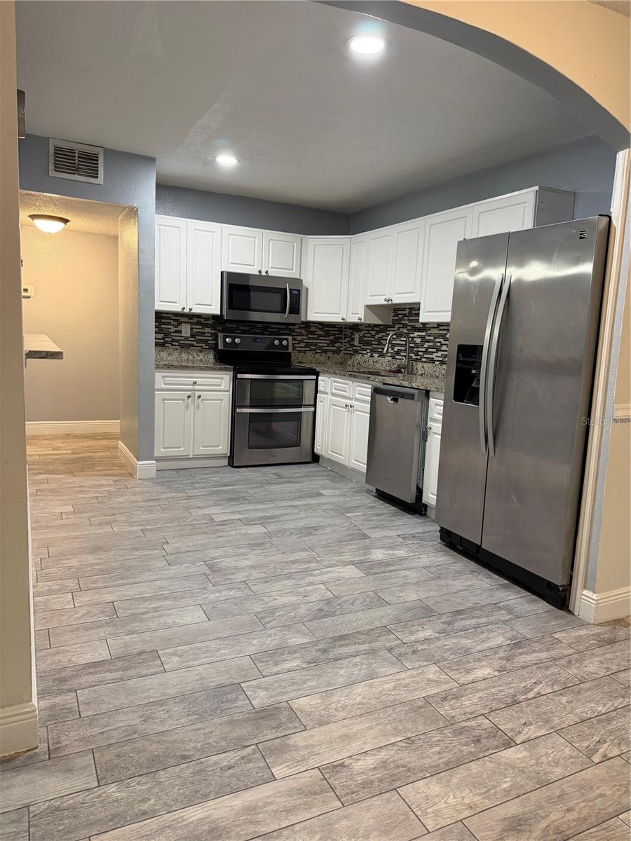 Image 5 of 25 For 7409 Abonado Road 7409