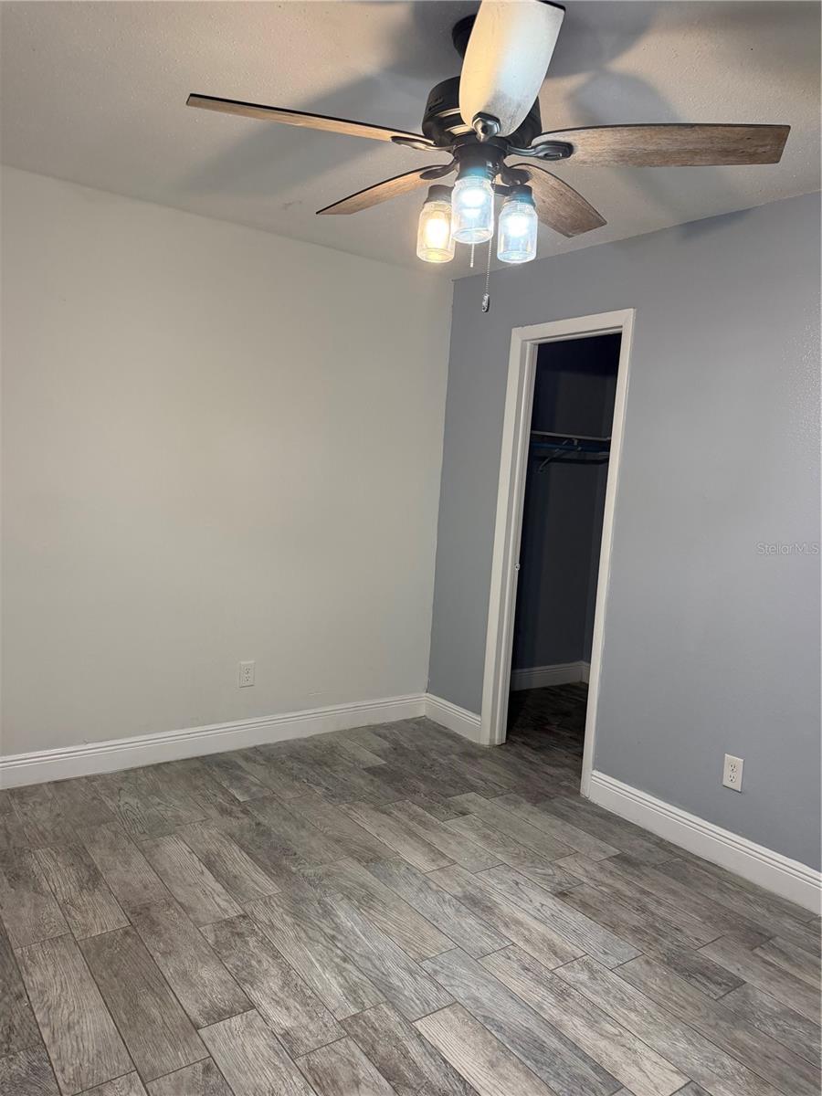 Image 9 of 25 For 7409 Abonado Road 7409