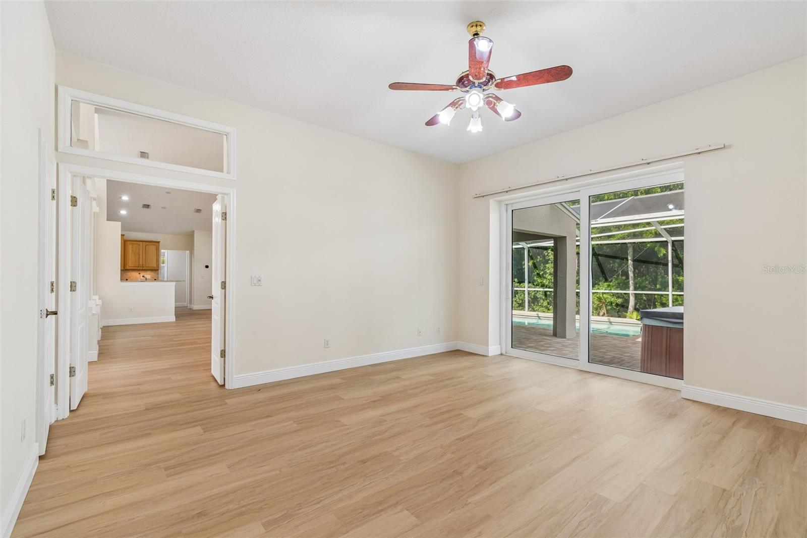 Image 28 of 47 For 19004 Saint Laurent Drive