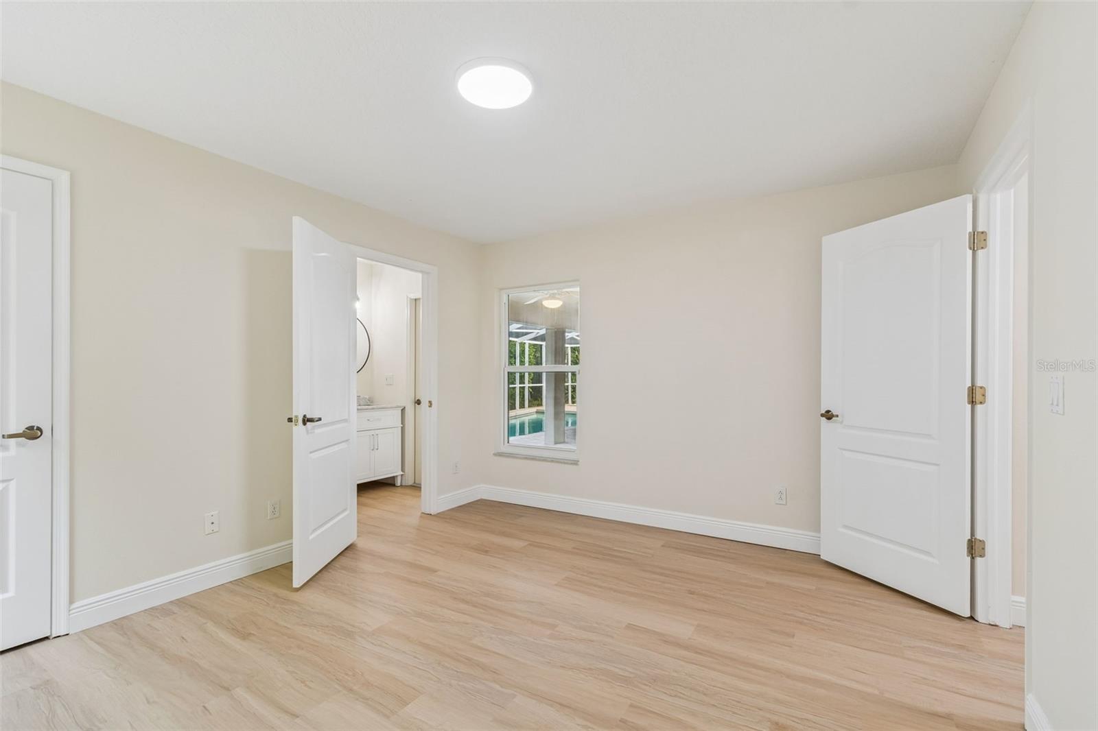 Image 35 of 47 For 19004 Saint Laurent Drive