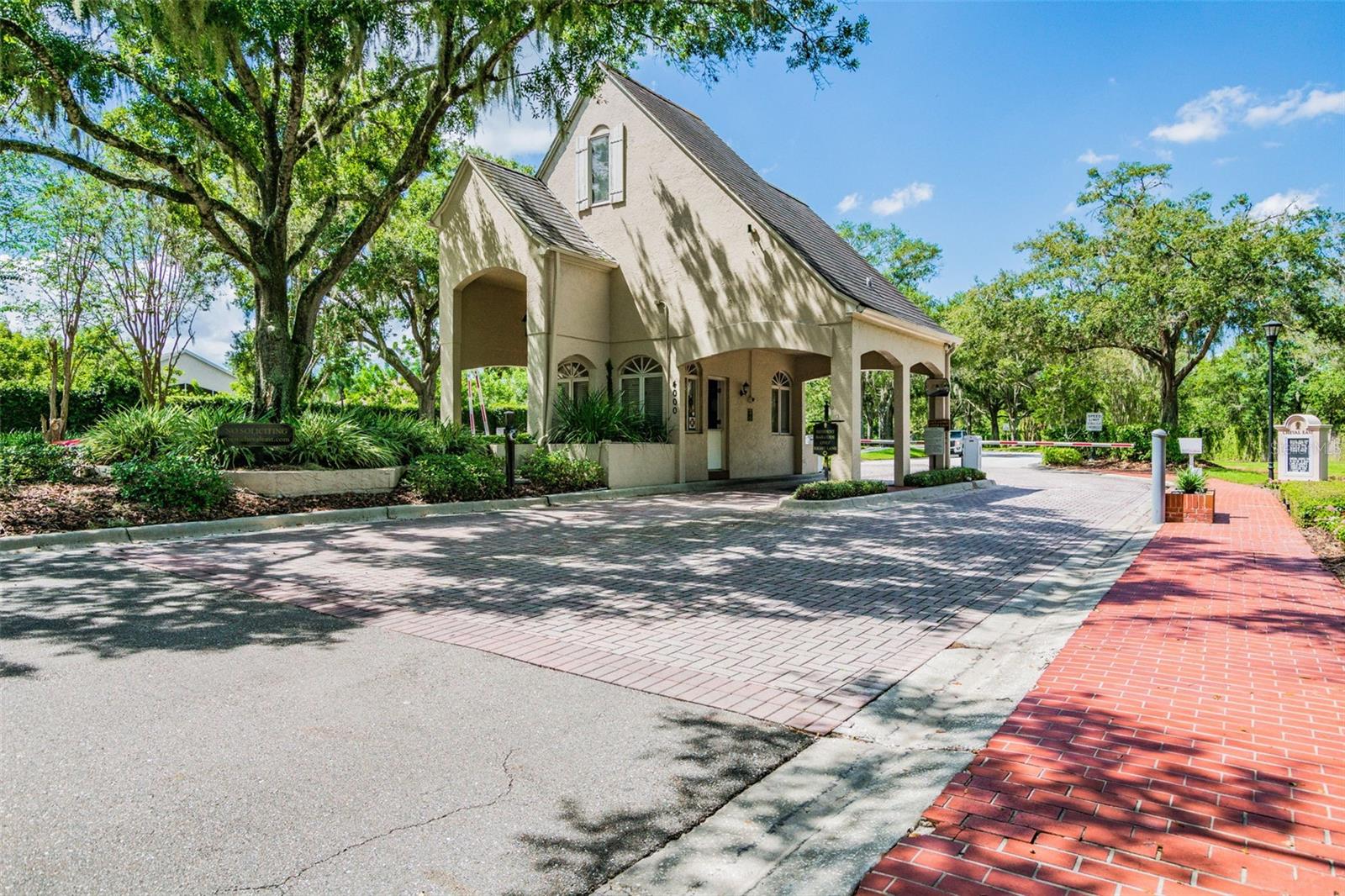 Image 5 of 47 For 19004 Saint Laurent Drive