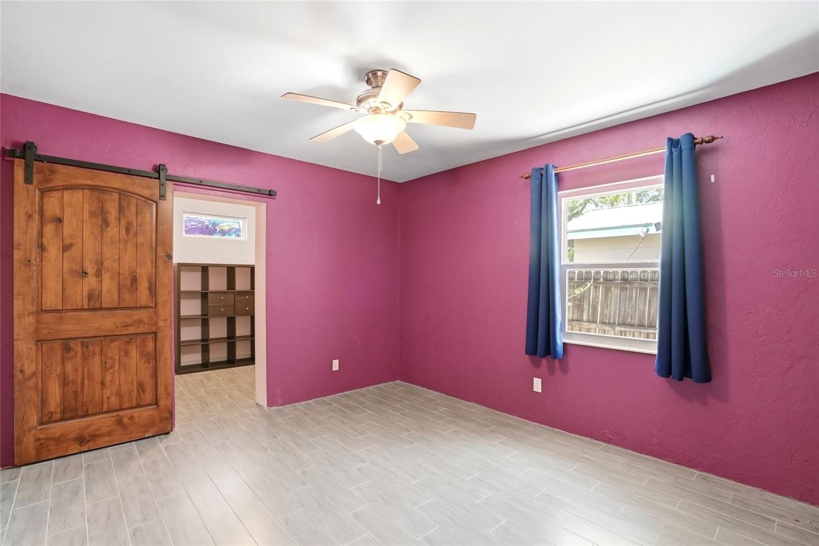 Image 17 of 38 For 4624 27th Avenue S