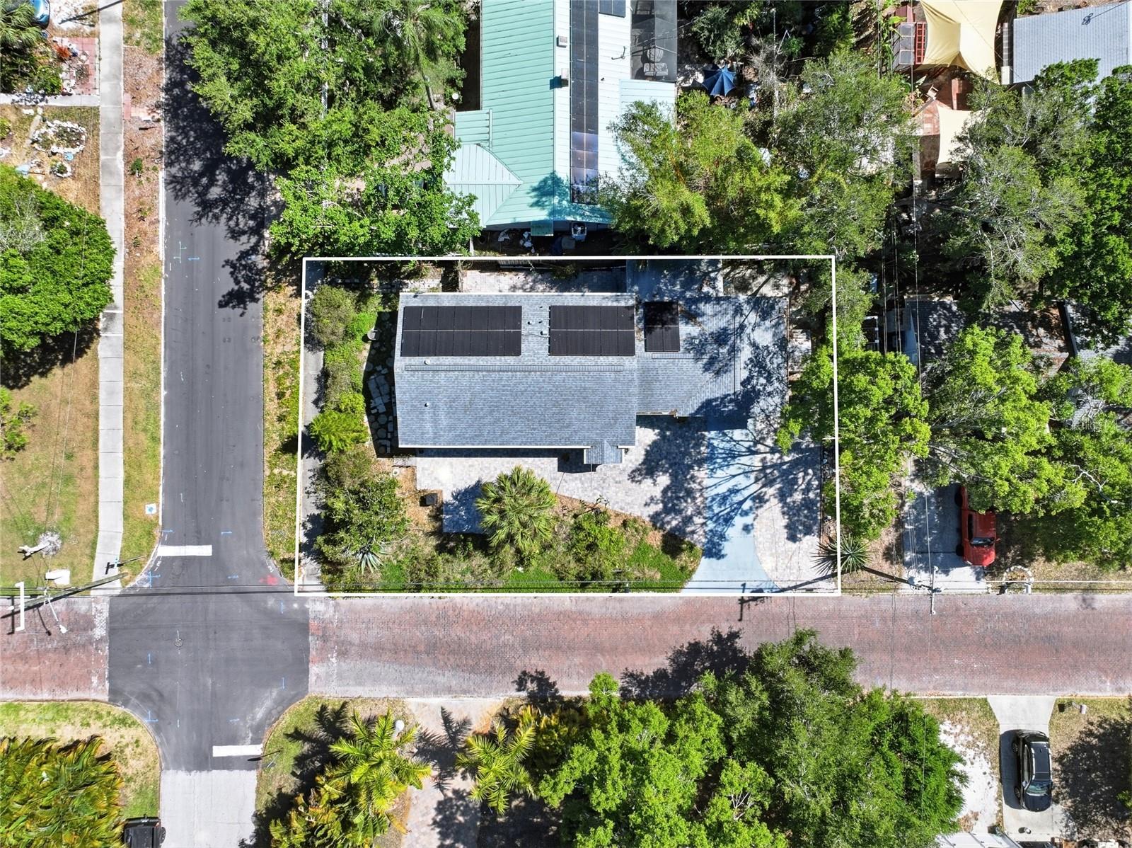 Image 3 of 38 For 4624 27th Avenue S