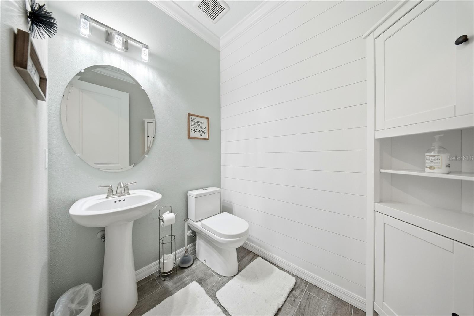 Image 26 of 63 For 7121 Bradbury Circle