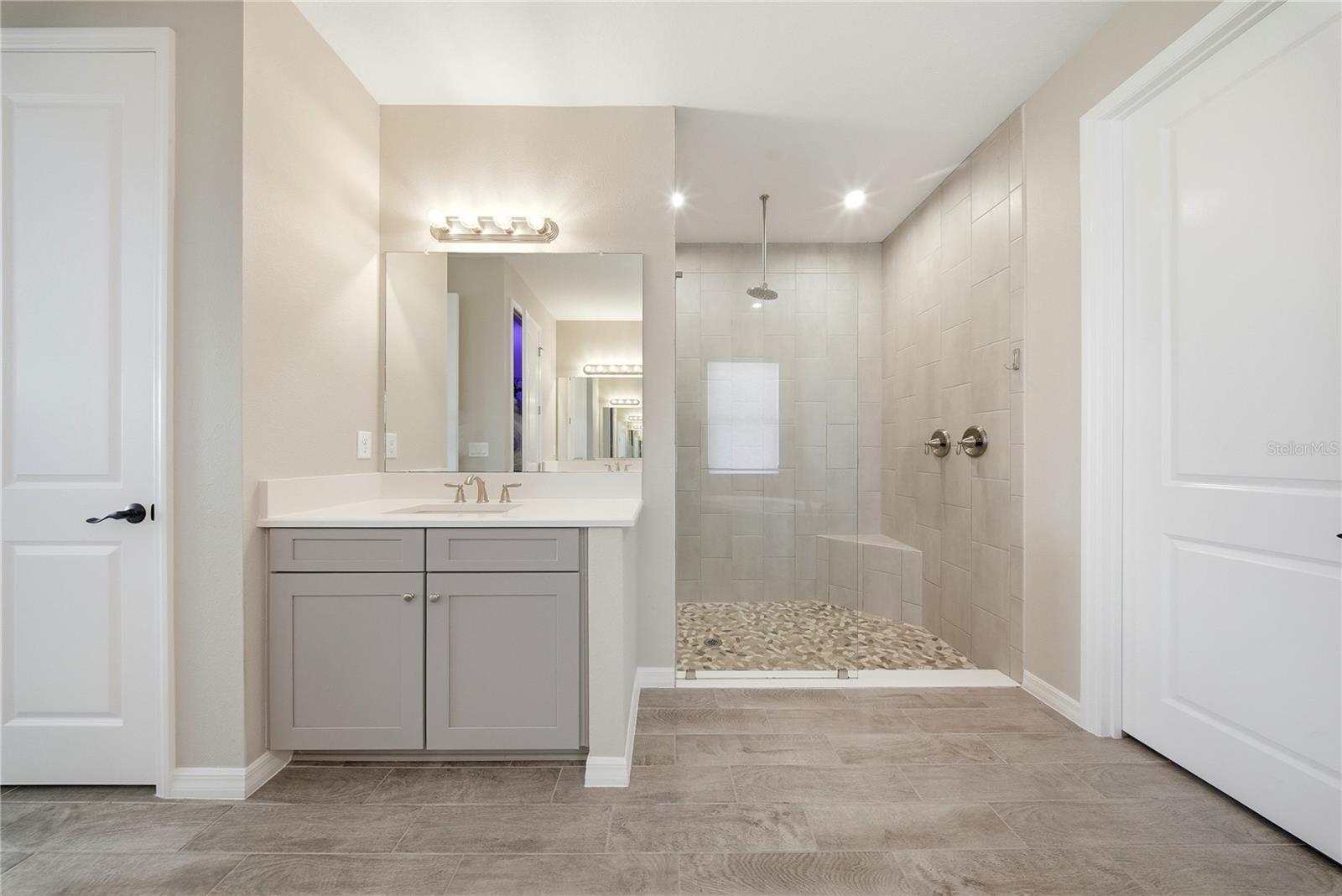 Image 40 of 63 For 7121 Bradbury Circle