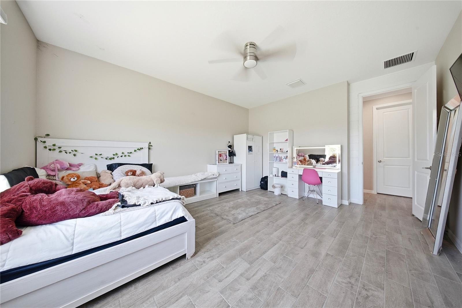 Image 45 of 63 For 7121 Bradbury Circle