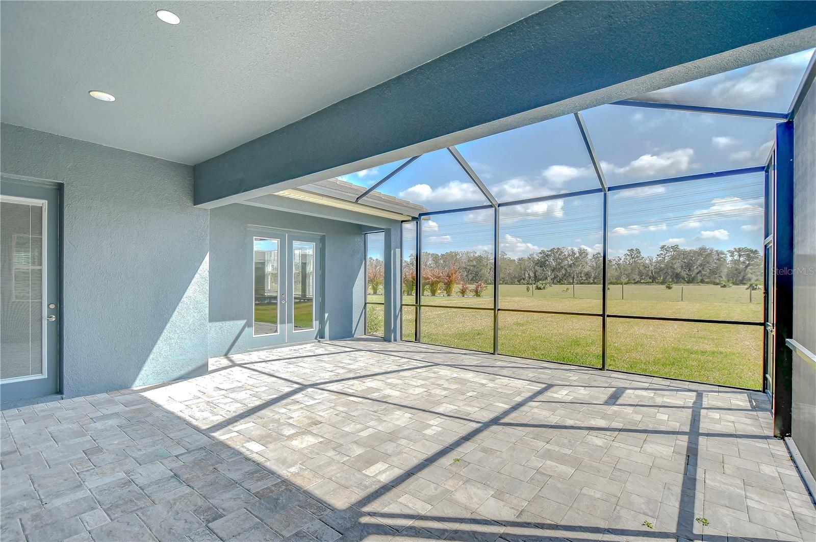 Image 4 of 38 For 14257 Swiss Bridge Drive