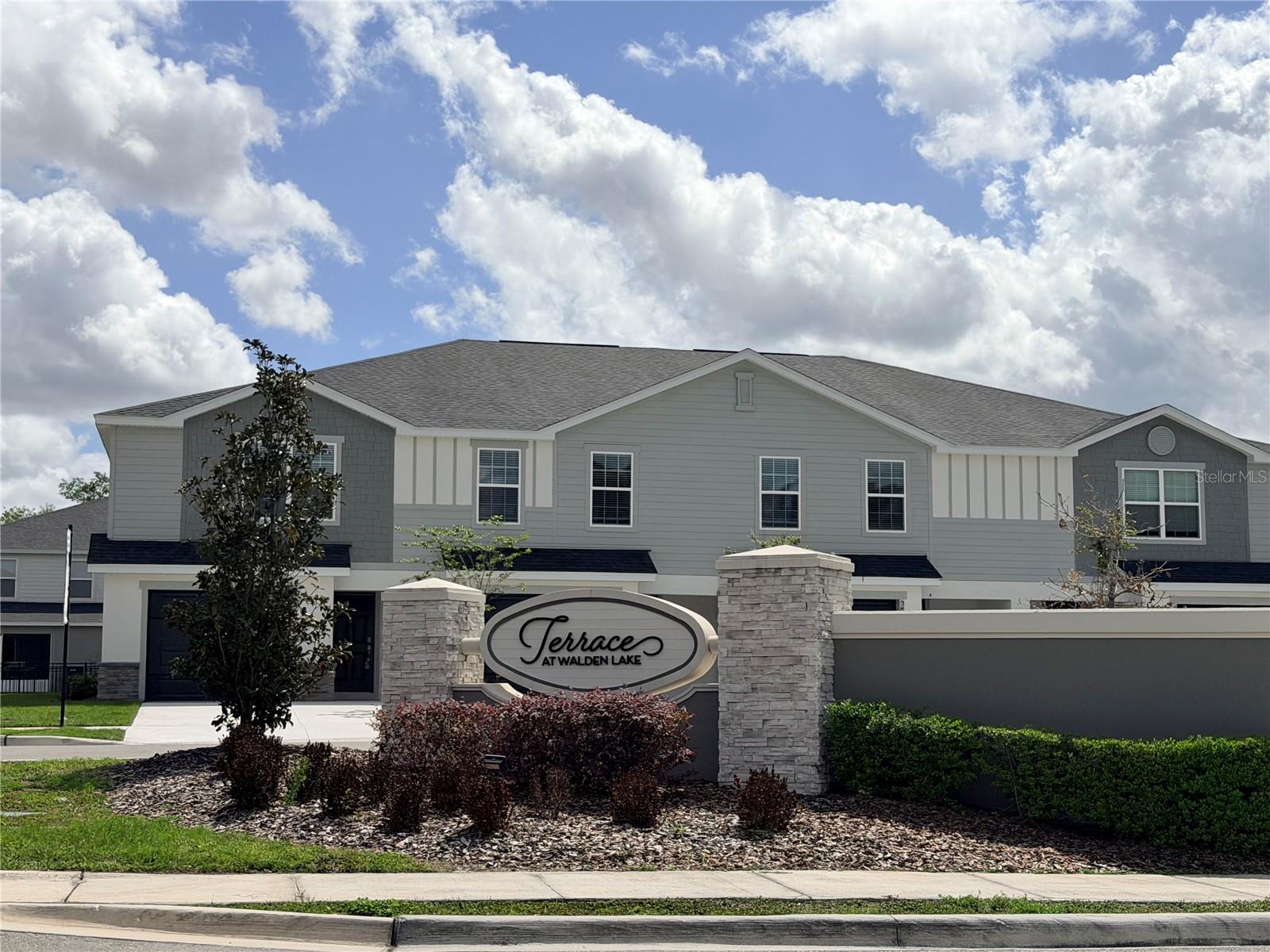 Image 2 of 20 For 2738 Idyll Lakes Circle