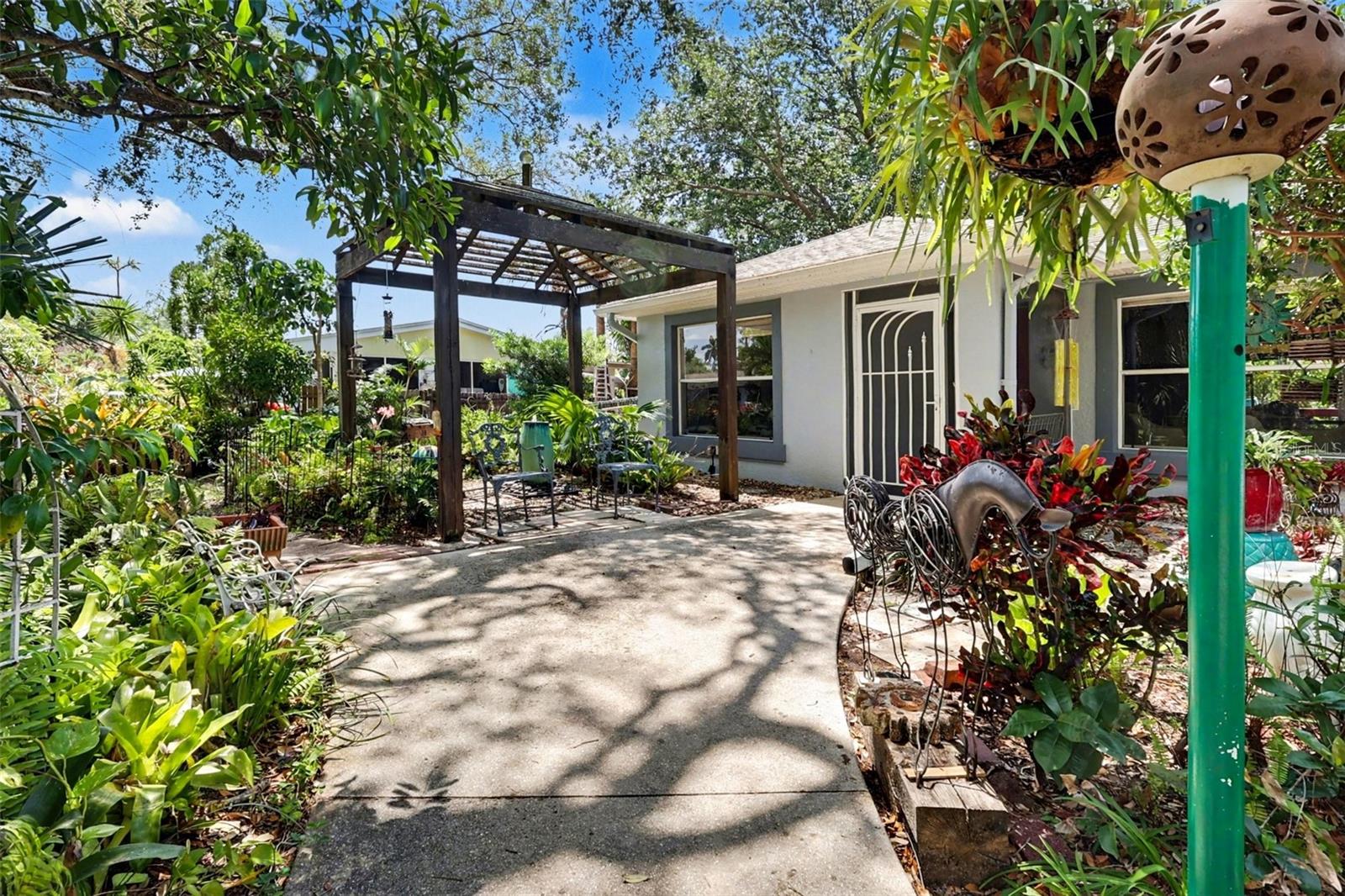 Image 2 of 25 For 3918 Luverne Street