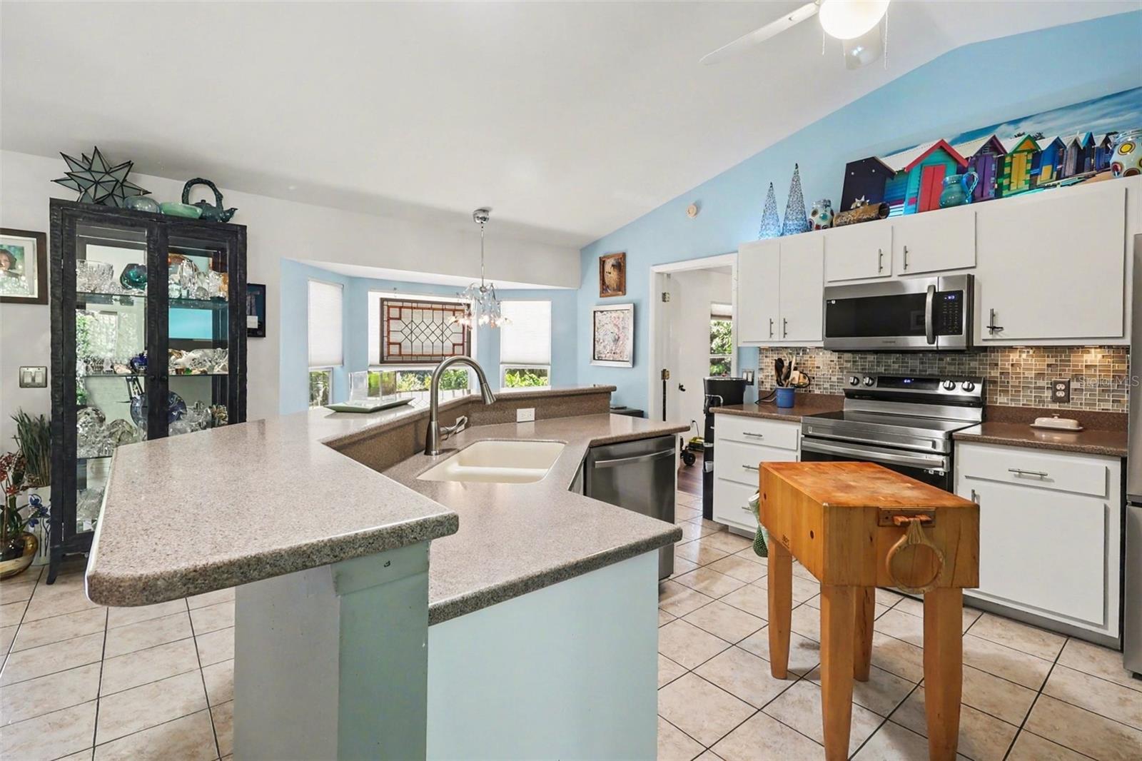 Image 6 of 25 For 3918 Luverne Street