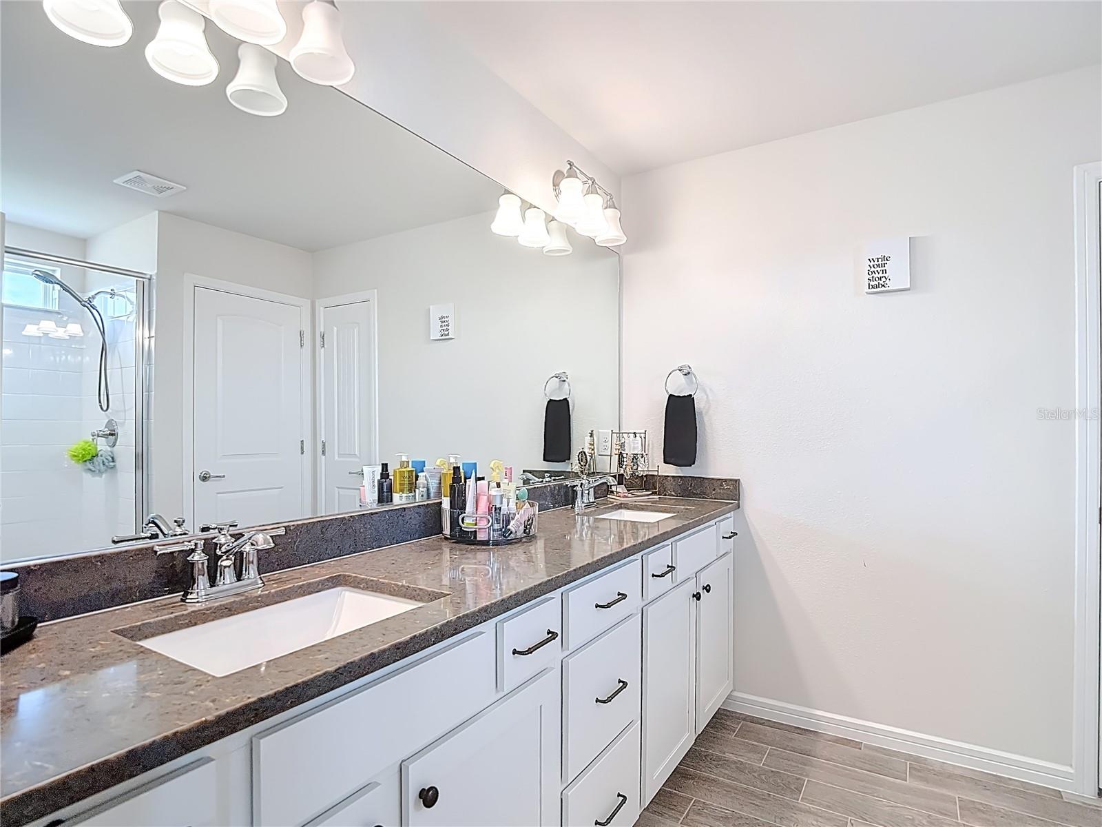 Image 15 of 26 For 6136 Bradford Woods Drive