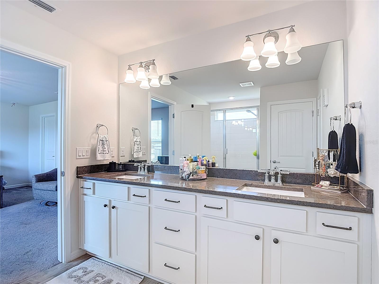 Image 16 of 26 For 6136 Bradford Woods Drive