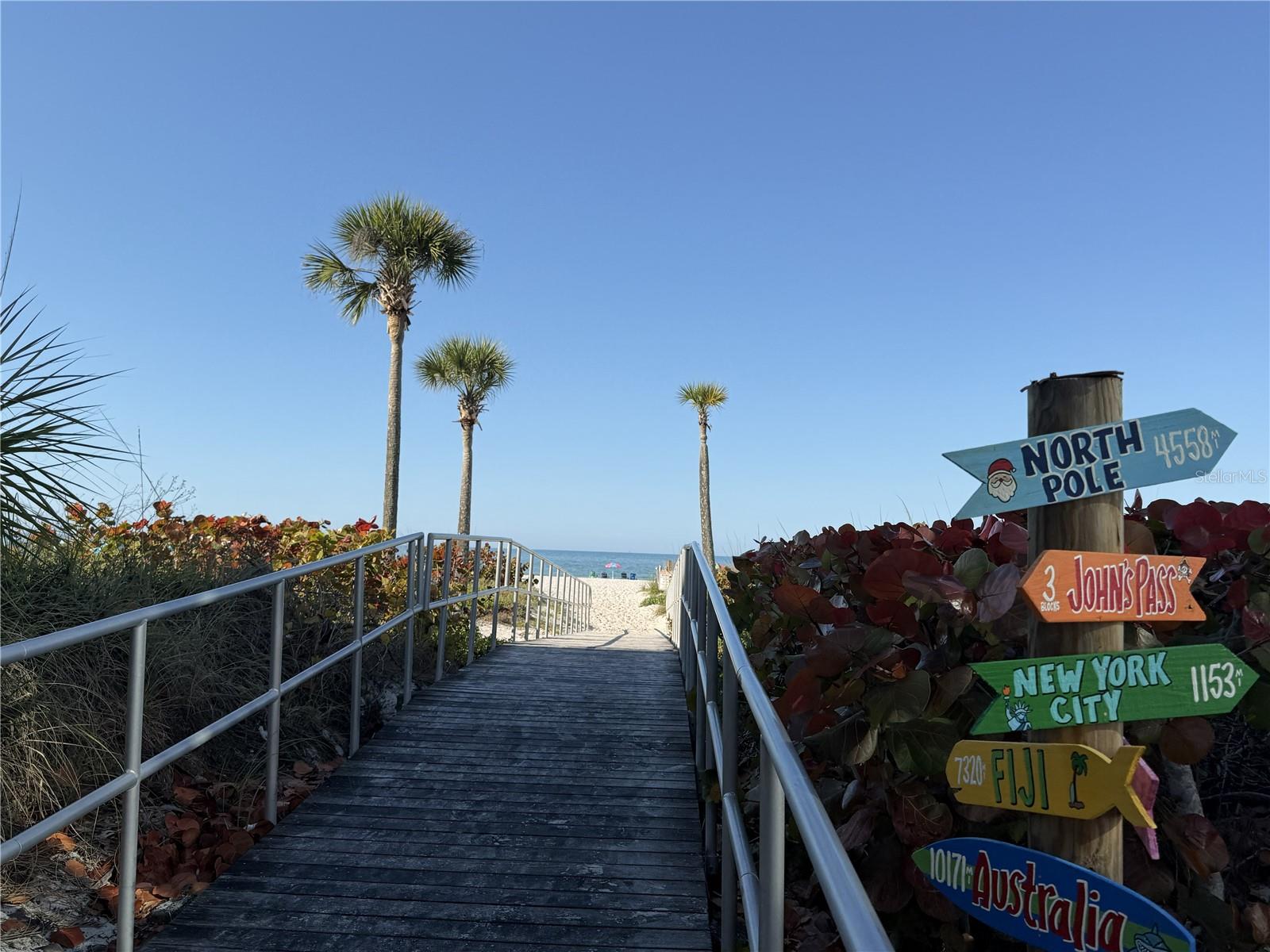 Image 10 of 24 For 100 Boca Ciega Drive