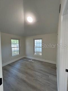 Image 5 of 14 For 917 Poinsettia Avenue