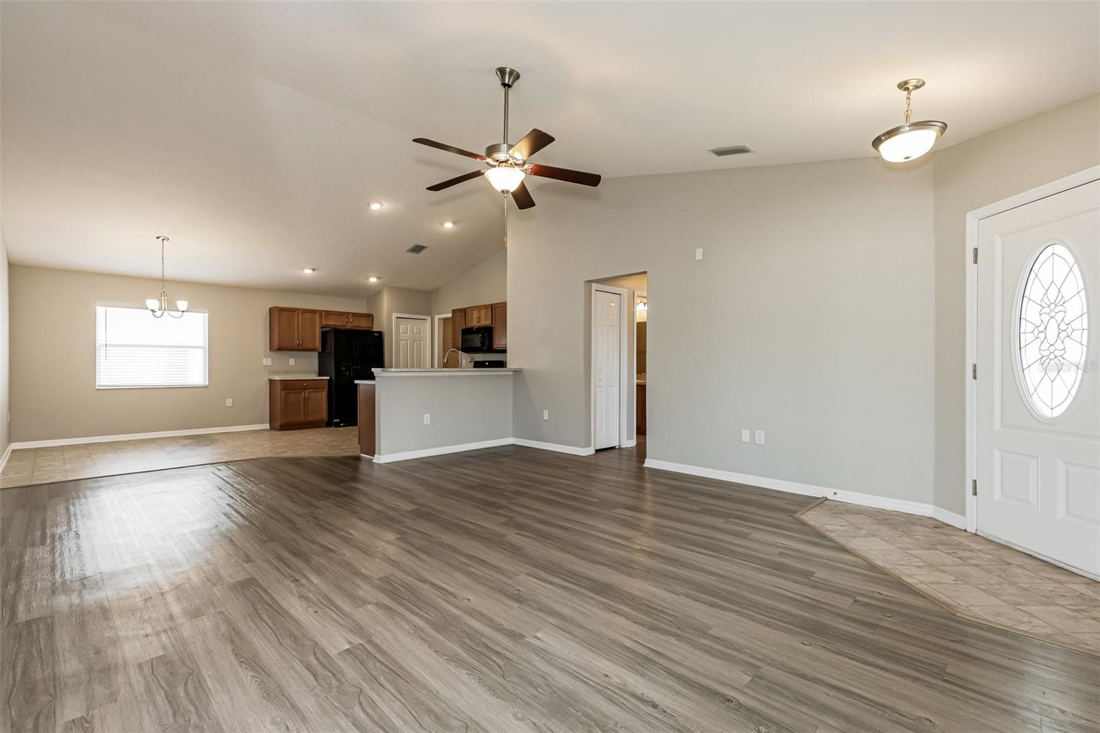 Image 4 of 16 For 4106 Sundance Place Loop