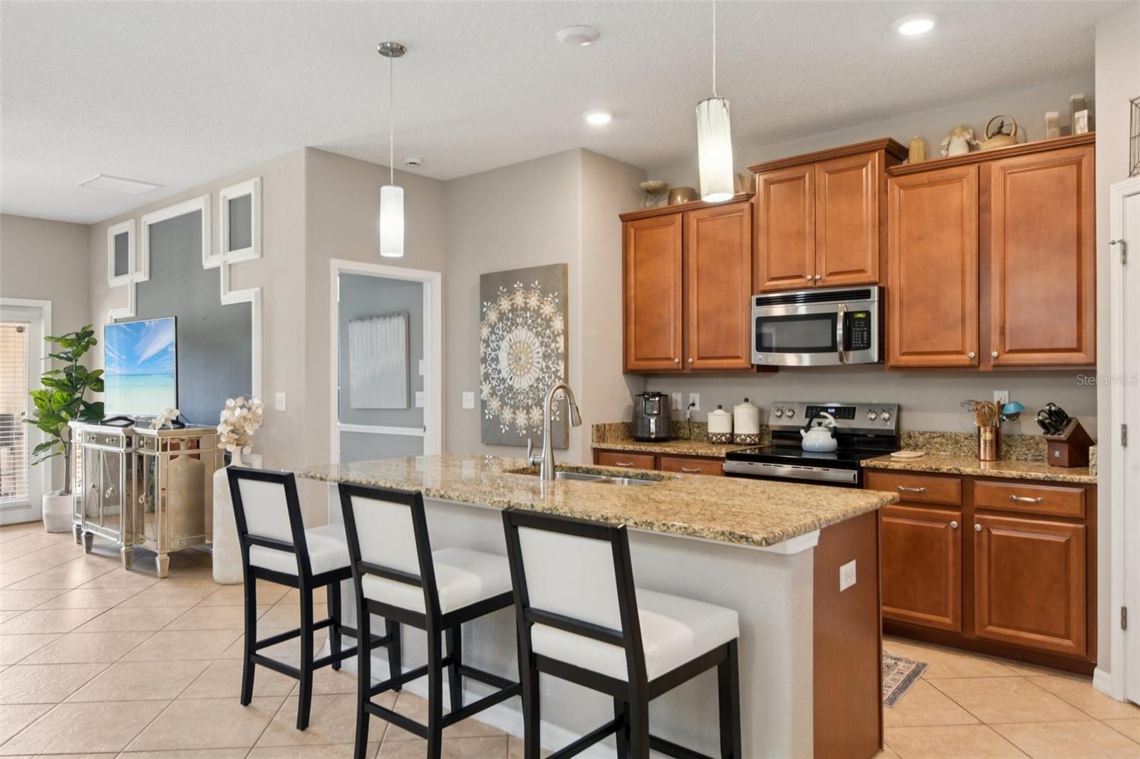 Image 10 of 42 For 12010 Lake Boulevard