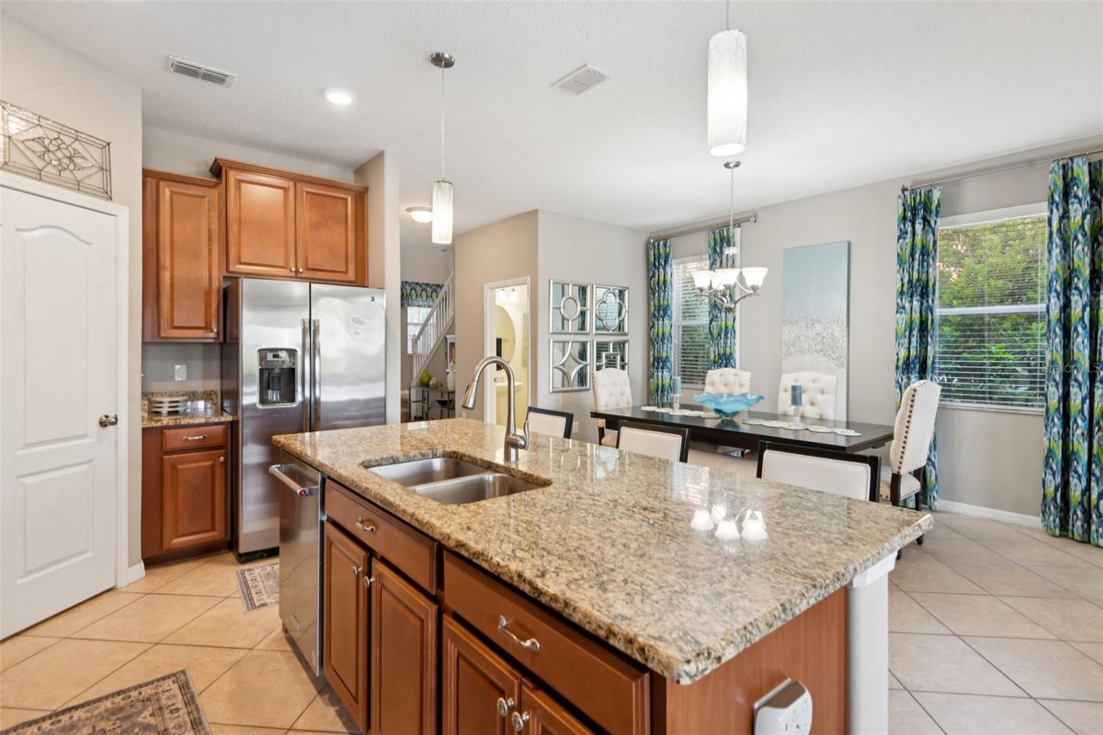 Image 13 of 42 For 12010 Lake Boulevard