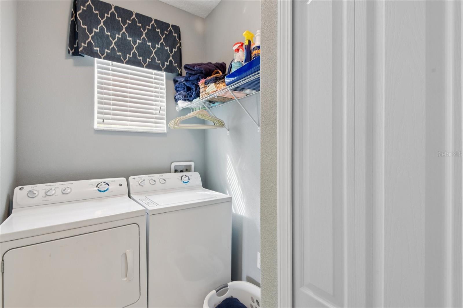 Image 22 of 42 For 12010 Lake Boulevard