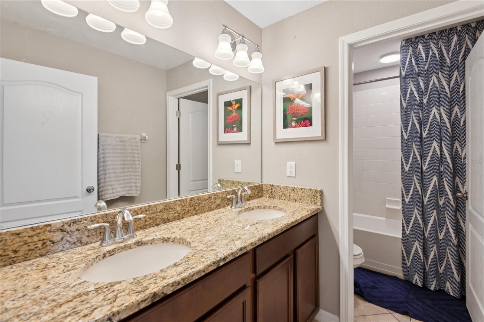 Image 29 of 42 For 12010 Lake Boulevard