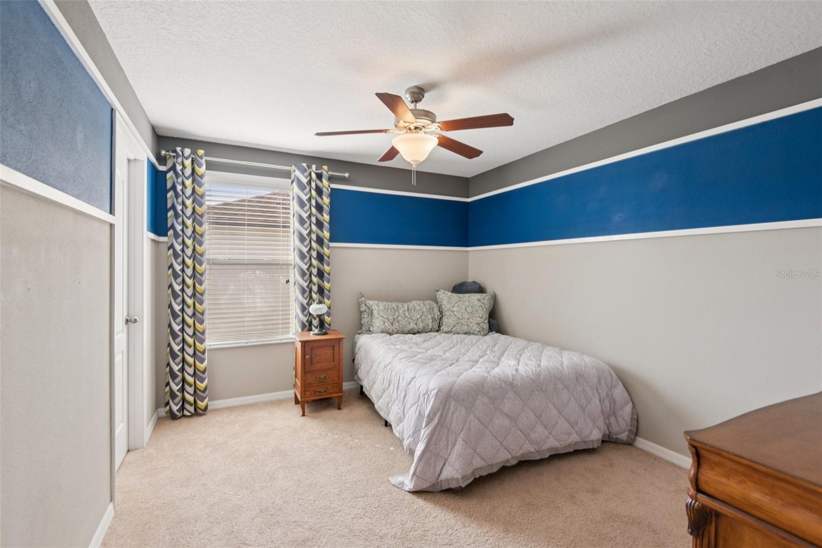 Image 31 of 42 For 12010 Lake Boulevard